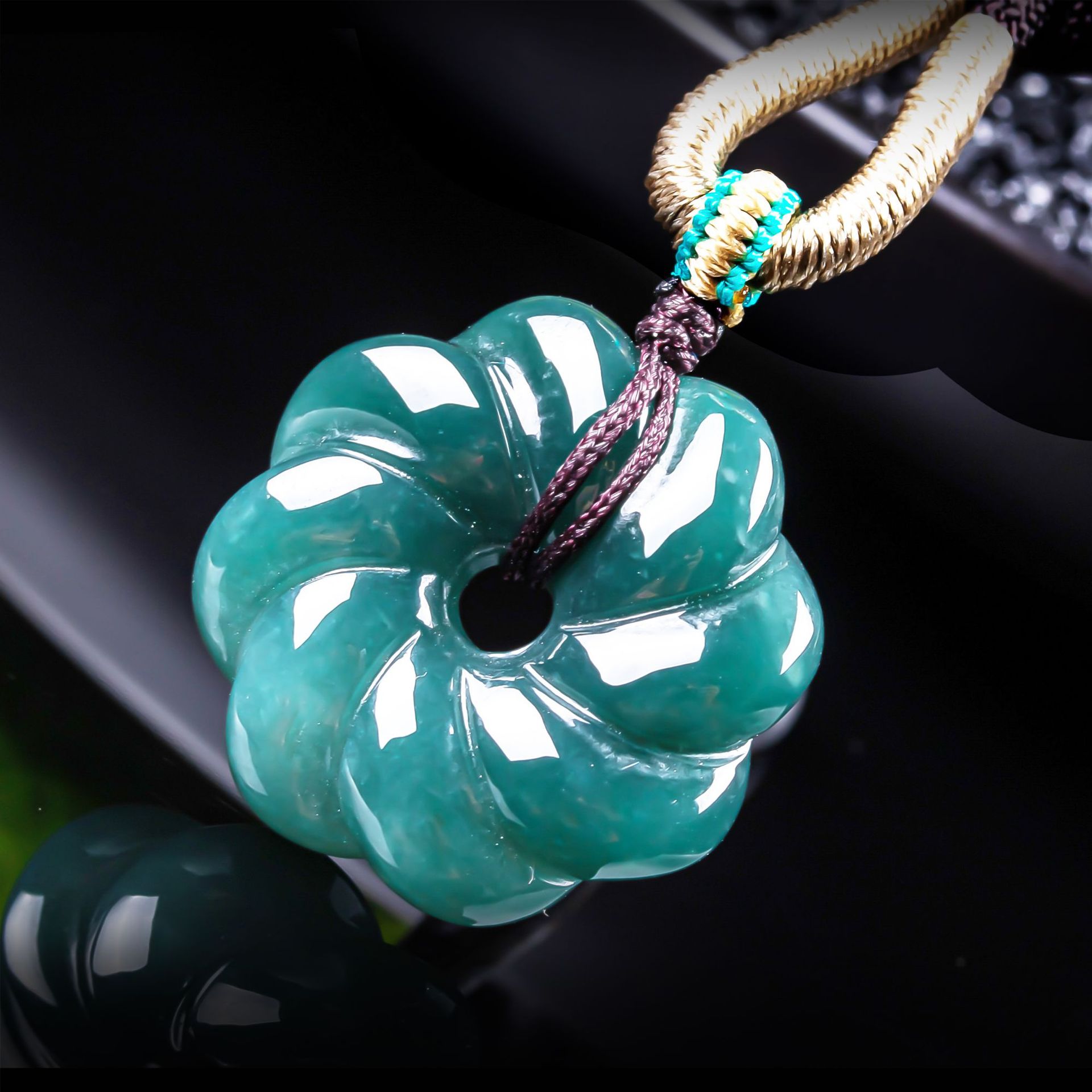 Doğal Birman Yeşim Taşı Çiçek  - Women Accessories Products incelemesi ve fiyatı