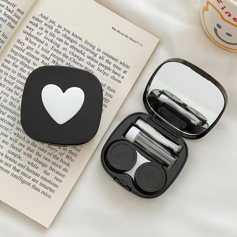Kalp Kontakt Lens Kutusu Ayna  - Women Accessories List incelemesi ve fiyatı