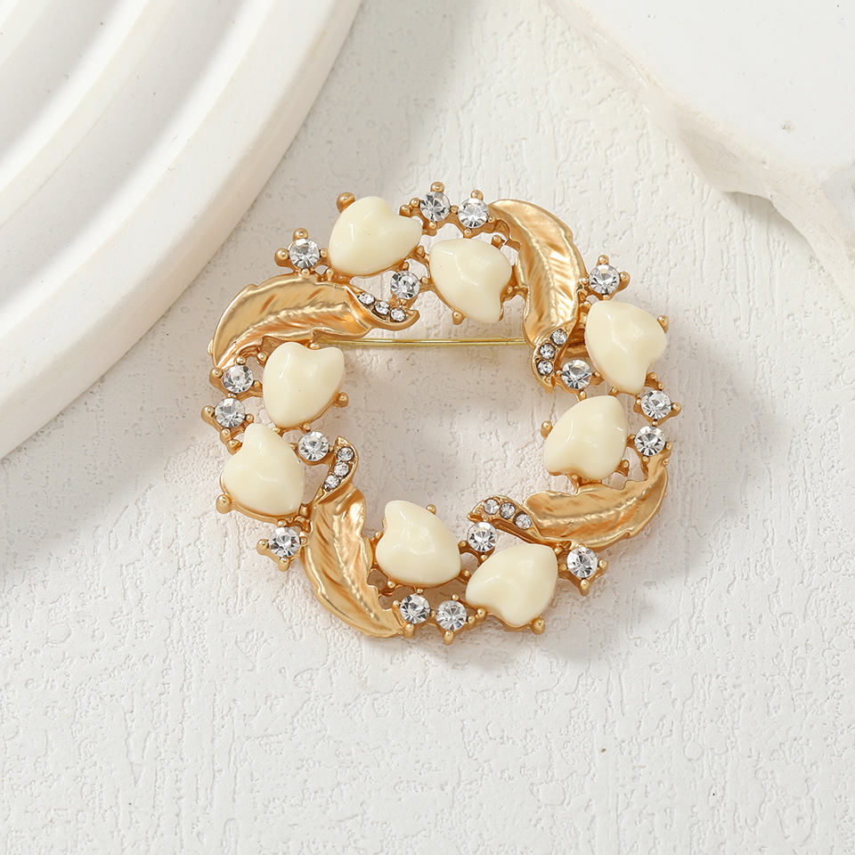 Vintage Aşk Inci Çiçek Broş Ka - Women Accessories Bouquet incelemesi ve fiyatı
